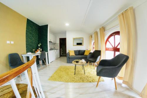 PASSAGE Center - Location saisonnière - Sombor