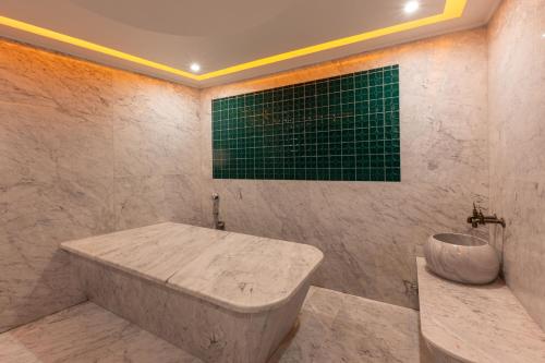 QUİ Hotel&SPA - image 3