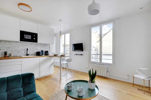 Modern flat 2P in the heart of MARAIS - image 7