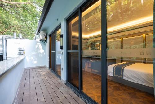 Balcony/terrace, Nostalgia S Hotel - Hangzhou West Lake & Lingyin Temple in Hangzhou