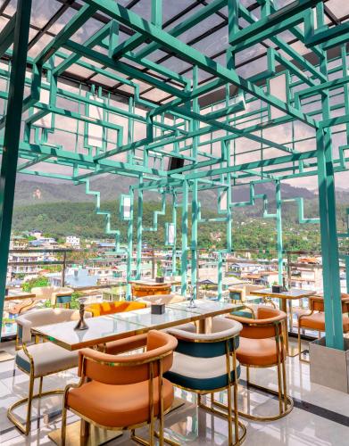 Erkély/terasz, Hotel Meriken in Dharan