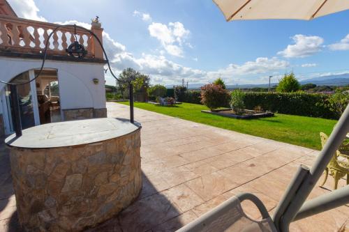 Facilities, Catalunya Casas Beautiful villa just 25 km from the beach of Lloret de Mar in Sils