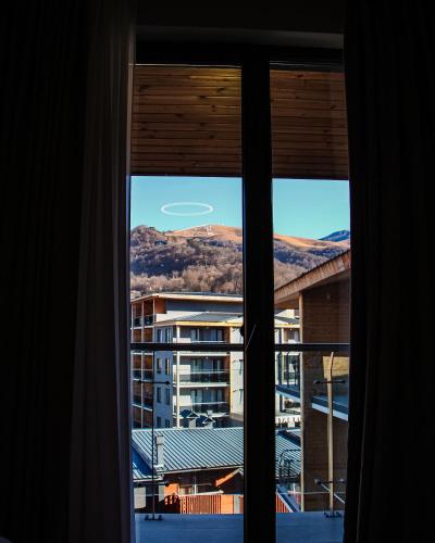 Θέα, Crystal Loft Bakuriani Apartment in Μπακουριάνι