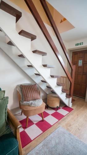 Tastefully decorated 3 bed home in 福姆比