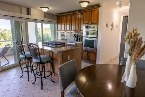 Ocean Views From Every Room - 5 Minutes to Magen's Bay in 羅文蘭德