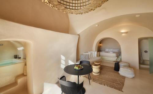 OIA UNIQUE HOMES by K&K in أويا