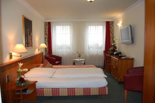 1 queen bed