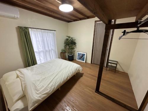 一棟貸し Cottage CASA 屋久島空港近く利便性良し 森に囲まれ静かな一軒家