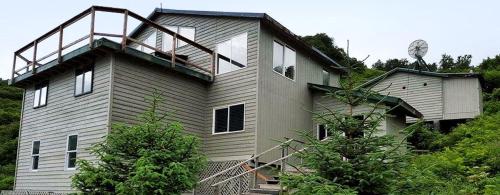 Secluded Waterfront Cottage Rental near Anchorage, Alaska – khách sạn tại Rabbit Creek