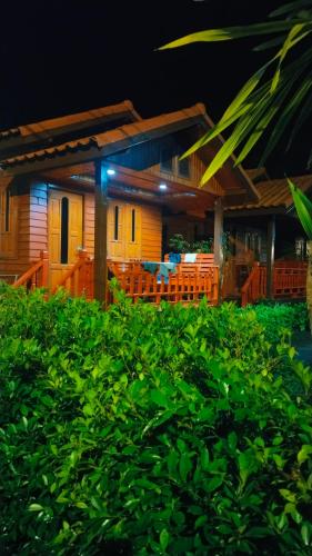 Song Lay Resort, Koh Mook, Trang THAILAND in Trang