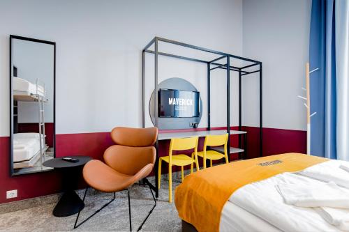 room detail thumbnail 1