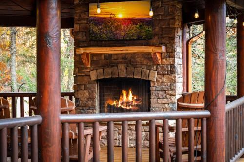 The Bears & Bees Lodge - image 5