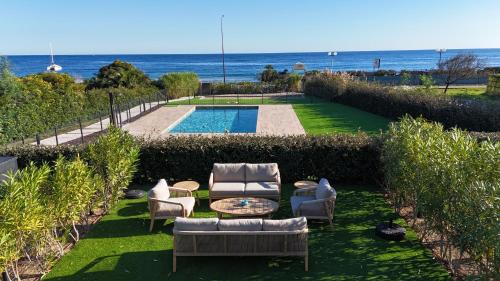 Villa Saphir - Sea view, beach access and pool