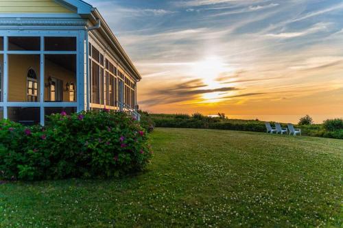 Summer By The Sea Beach House in 聖彼得灣 (PE)