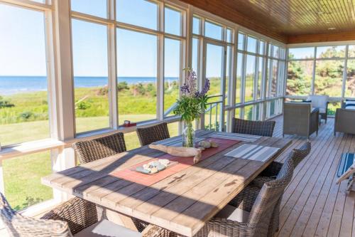 Summer By The Sea Beach House in 聖彼得灣 (PE)