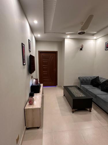 1 Bed Room Apartment Furnished Al Kabir Town - image 2