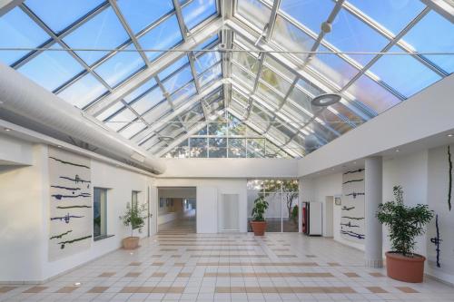 Lobby, IFA Rugen Hotel & Ferienpark in Ostseebad Binz