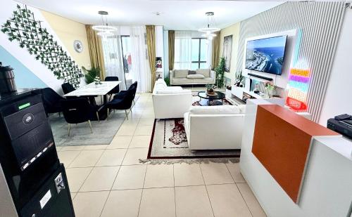 WAHA WOW Bed space Available in Luxury Apartment
