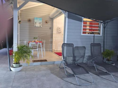 บริการและสิ่งอำนวยความสะดวก, Location bungalow in มาเร่ เกลลาร์ด