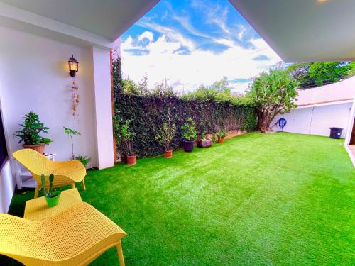 Private Home with Amazing Mountain Views Near Tam in Villareal