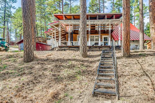 Secluded Ruidoso Cabin with Forest Views and Porch! - main image