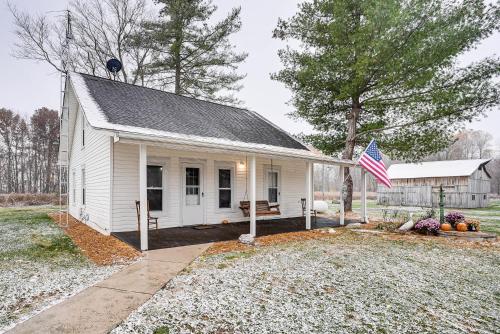 . Pet-Friendly Home w/ River Access in Crothersville