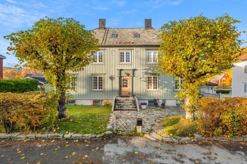 Unik villaeiendom, totalrenovert i klassisk stil – khách sạn tại Trung tâm thành phố Trondheim