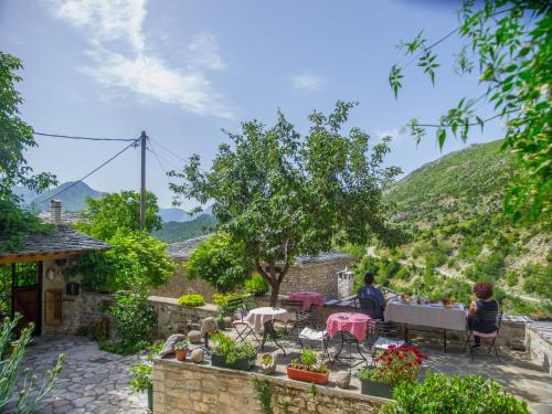 Létesítmények, Casa Calda in Sirako