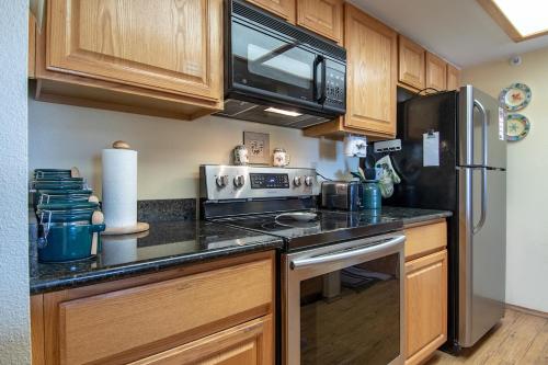Lake Forest Summit Condo: Great Penthouse Views, Frisco (foto 9)