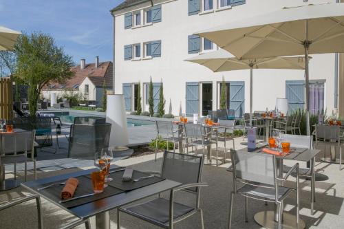 Úszómedence, Best Western The Wish Versailles in Guyancourt