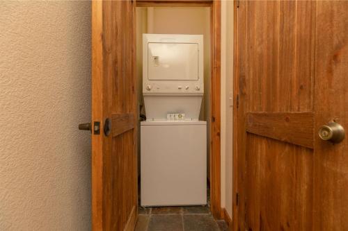 Riverbend 219 - image 2