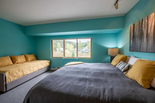 Cedars 38 Townhome Ski In Ski Out - image 12