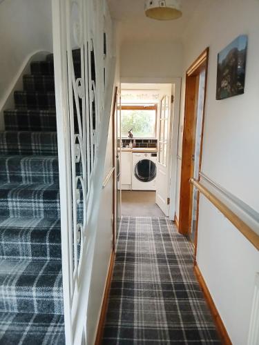 Cosy house with coastal views - close to Edinburgh in Бернтісленд