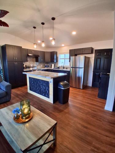 Hale Maluhia-Private 2 Bedroom home in Hawaiian Paradise Park (HI)