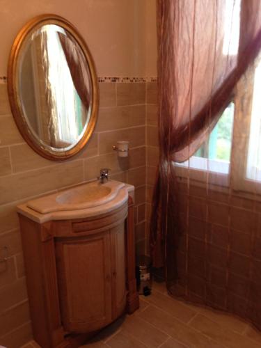 Double Room with Sea View image 10