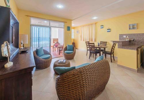 virtuve, Suite apartment 101 Santa Marianita Beach Manta by BRISAMAR in Santa Marianita