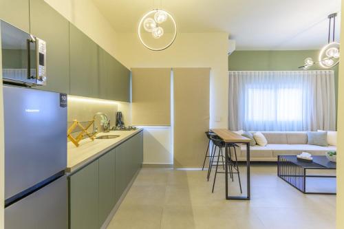 Coral 1BR Apartment In Mar Mikhael - image 4