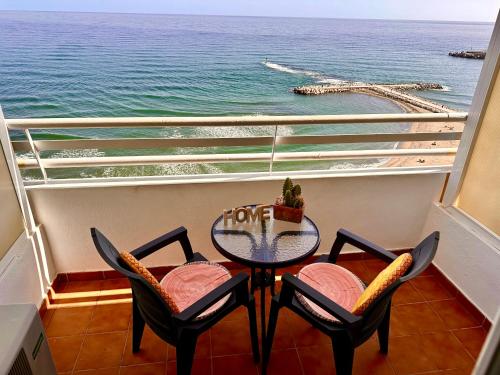 Stylish Fuengirola Studio with Panoramic Sea View 1