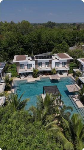 Monterrico Villa salida a Piscina y Jardin – khách sạn tại Monterrico
