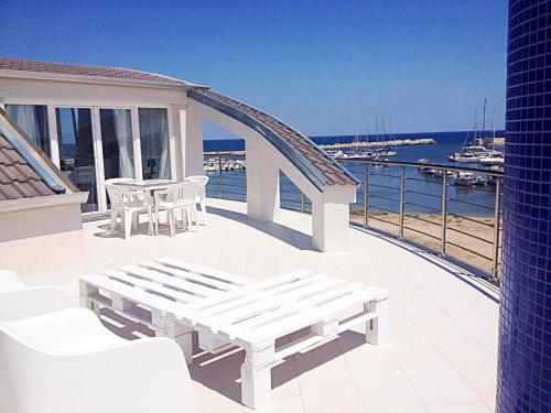  Rosso&Blu Sunny Apartments, Pension in Marzamemi