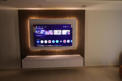 Gold Crest Mall Luxury Apartments by NestNow - image 12