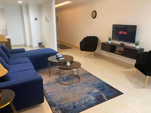 Gold Crest Mall Luxury Apartments by NestNow - image 14