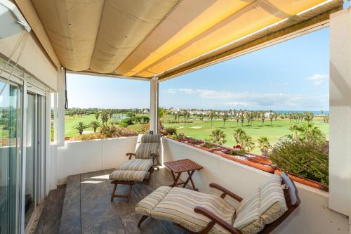  artQhost Costa Ballena Penthouse Ocean and Golf views & Free Parking, Pension in Costa Ballena