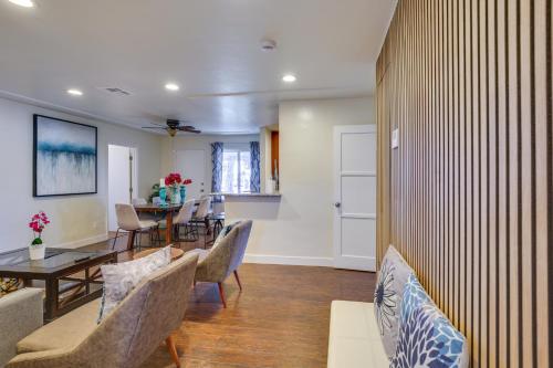 Updated Chula Vista Townhome - WFH Friendly! in Chula Vista, USA