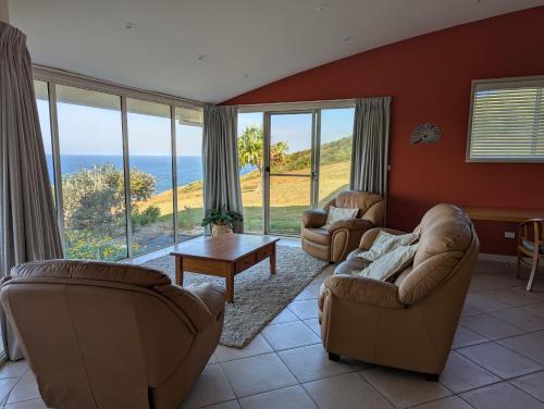 OceanScape Luxury Beachfront Villas in Scotts Head