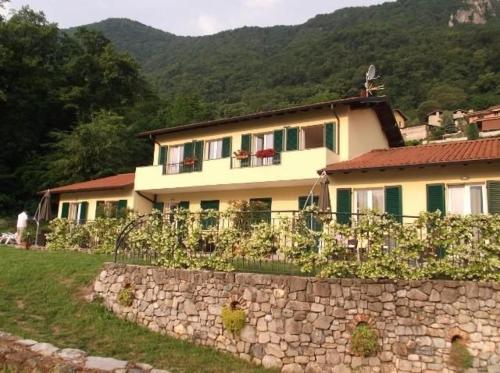 Ferienhaus in Onno mit Grill, Terrasse und Garten in Onno