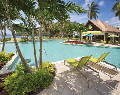 Marg St Thomas- 2 BR- Apartment with Resort Access in Smith Bay