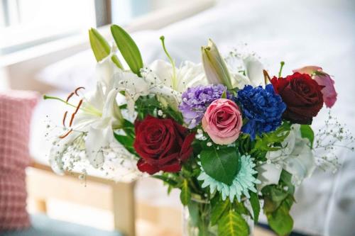 浅草まねき庵 25年フルリノベ 完全貸切 浅草駅徒歩15分 2ベッドルーム 6人 32平米 中長期滞在大歓迎 2階201