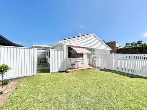 Kert, Casa Al Mare- family and pet friendly, close to everything in Burleigh Waters
