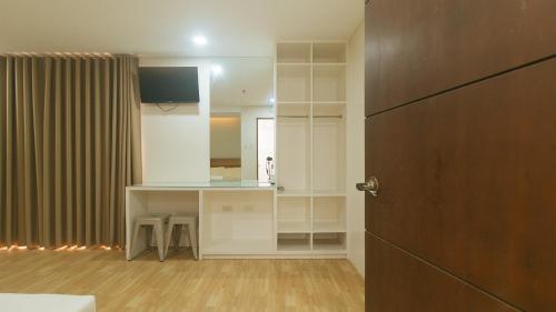 Avelida Homes by RedDoorz - 편의 시설/서비스